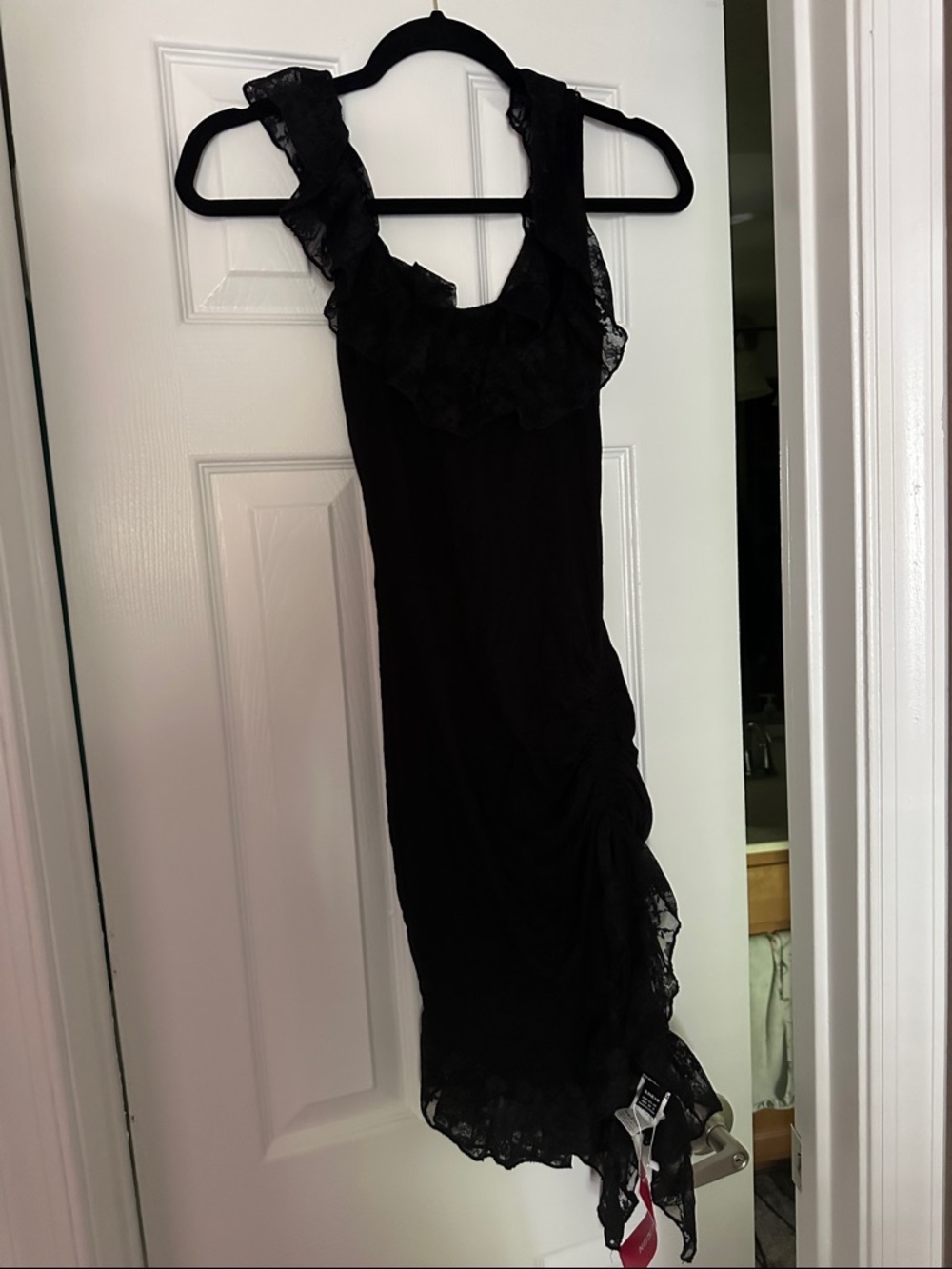 SHEIN Black Ruffled Sleeveless Midi Dress